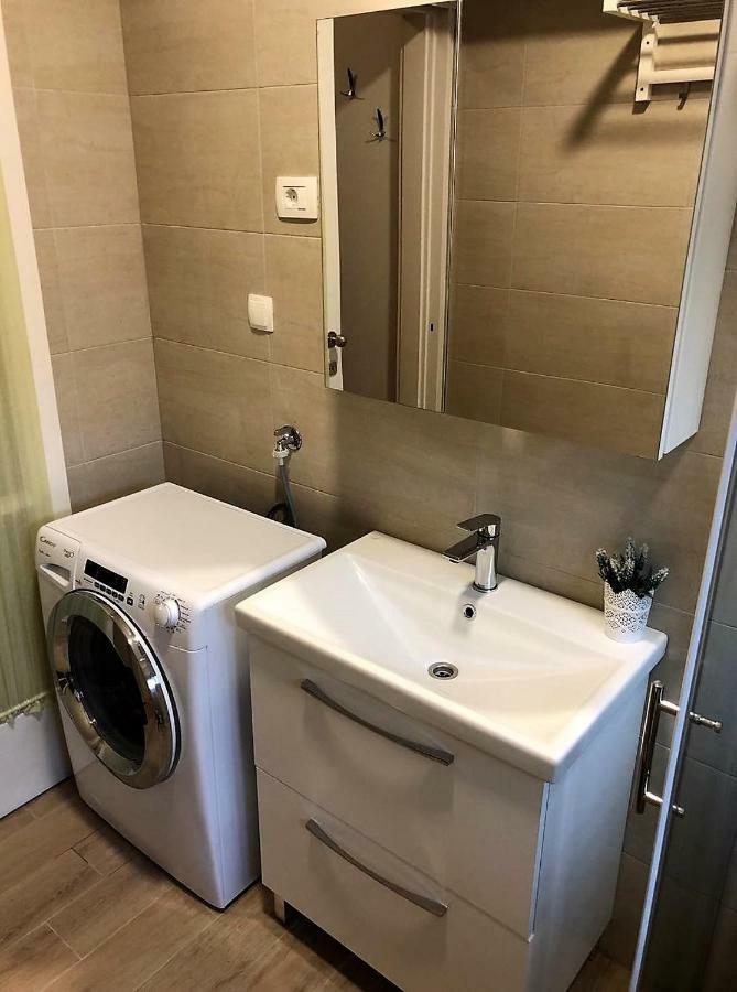Apartment Barbaresko สปลิท ภายนอก รูปภาพ